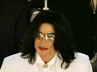 Michael Jackson&acute;s three-hour styling.