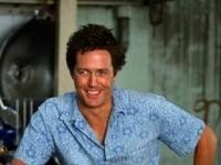 Hugh Grant swamped by students