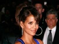 Halle Berry&acute;s fire worries