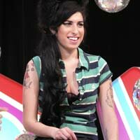 amy Winehouse in a Ben Sherman t-shirt